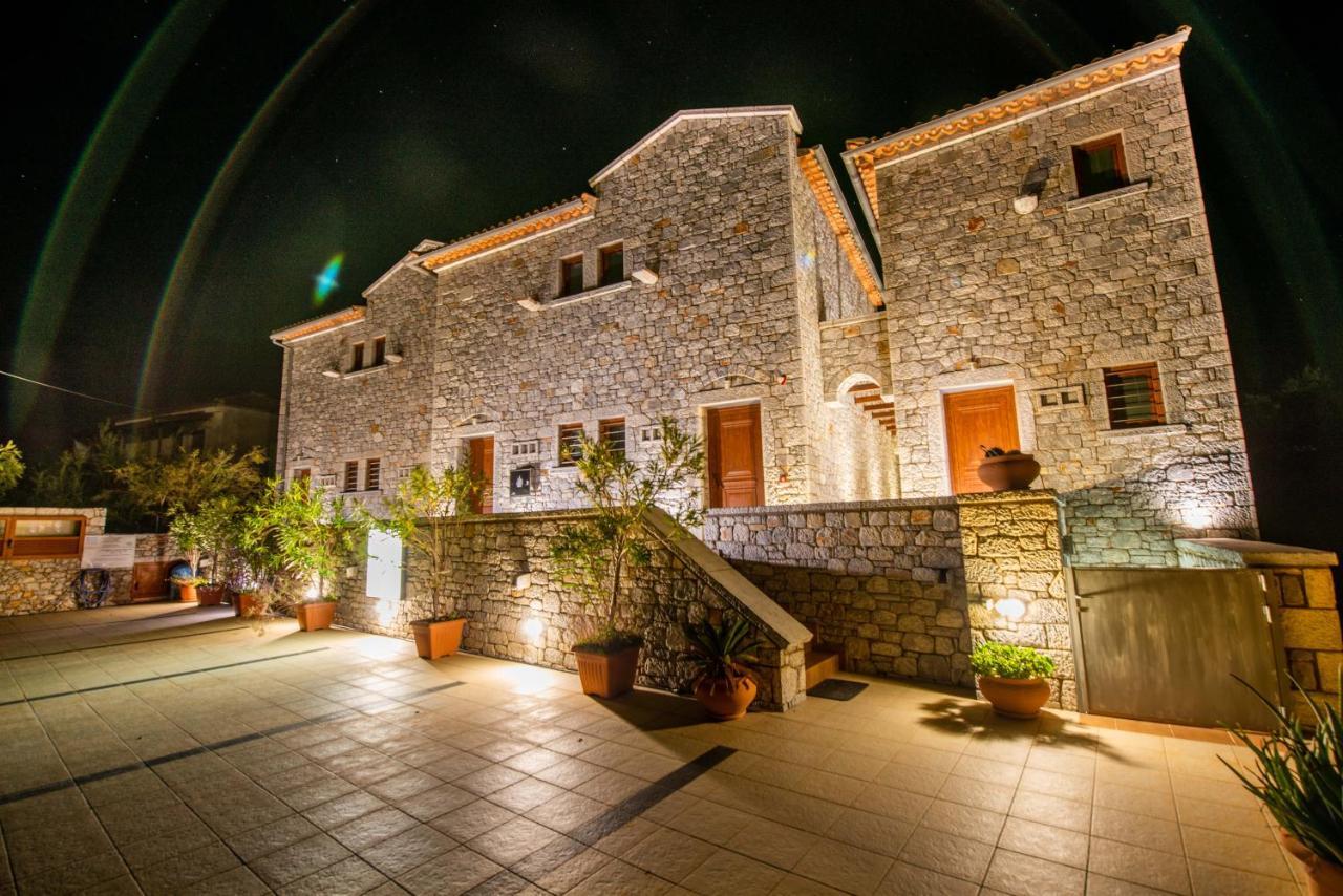 Mani Houses Selinitsa Art Koloveas อายิโอสนิโกลาโอส ภายนอก รูปภาพ